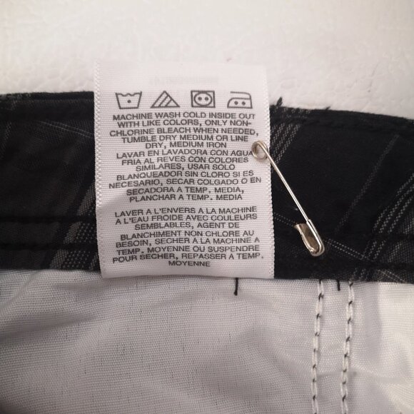 NWT Lee Men's Size 38 Waist Grey & Black 100% Cotton Plaid Shorts - Picture 8 of 11